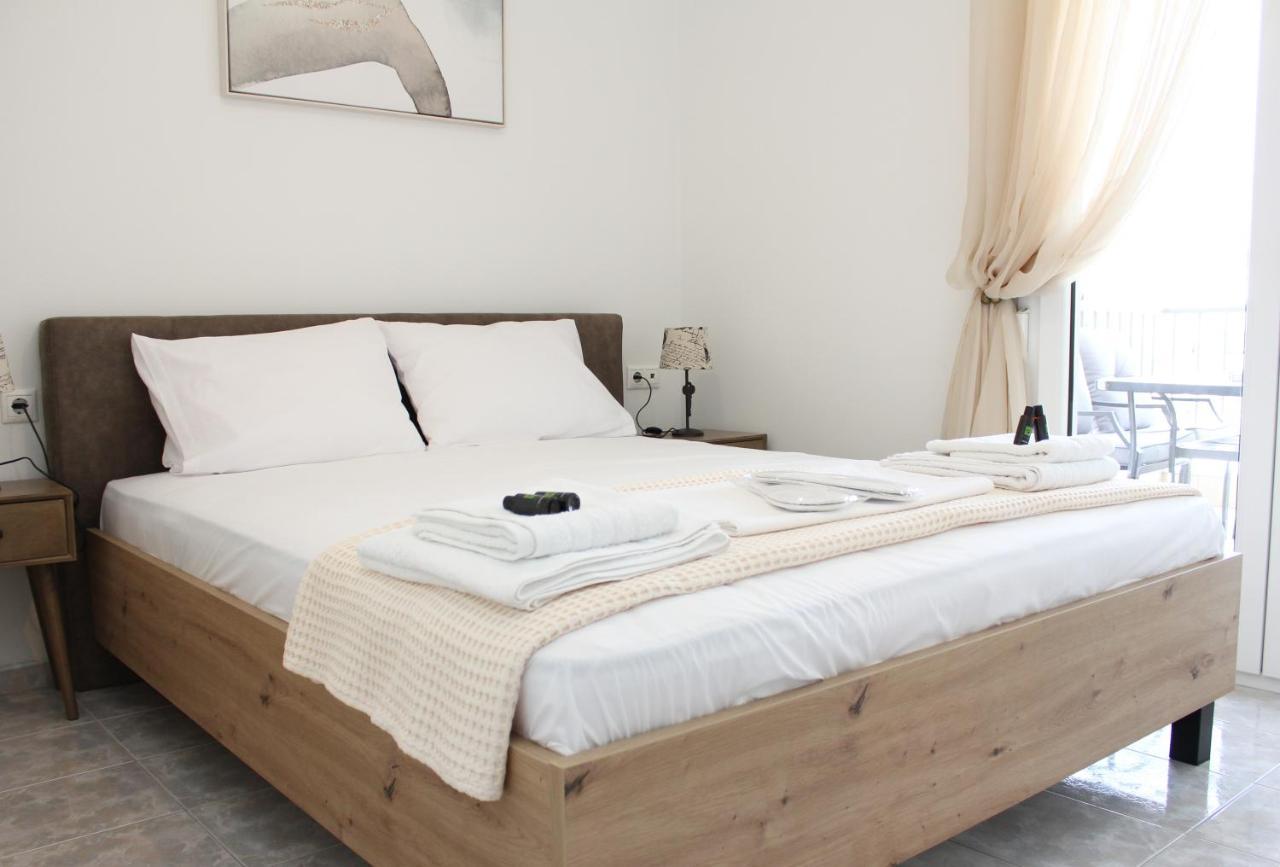 Side Beach Apartment Kavala Exterior photo
